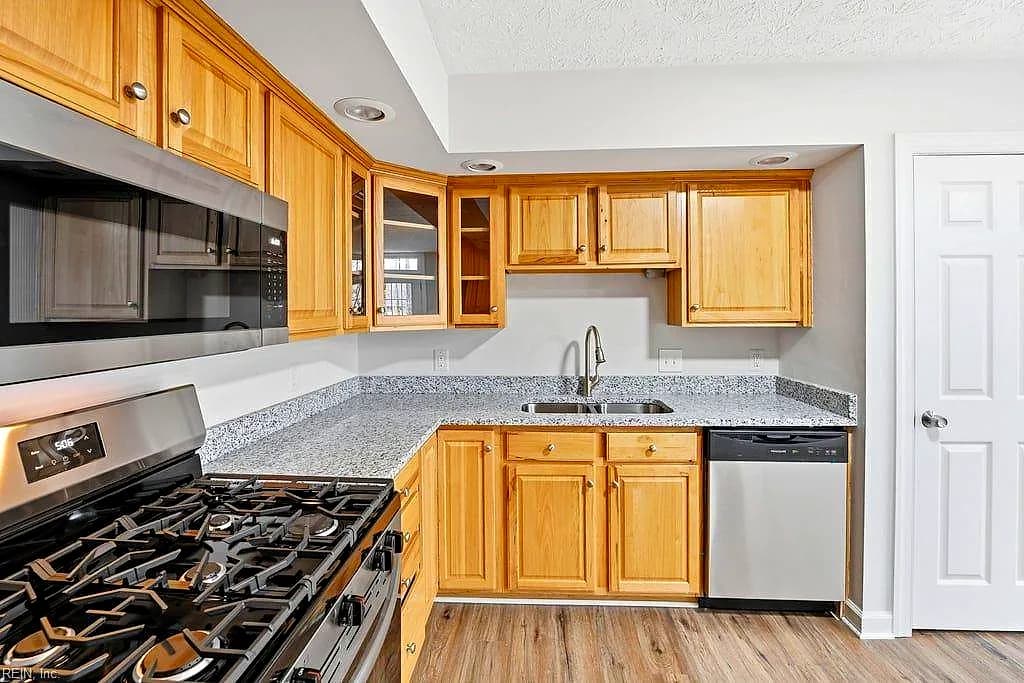1704 Neptune DR, HAMPTON VA 23669 thumb 6