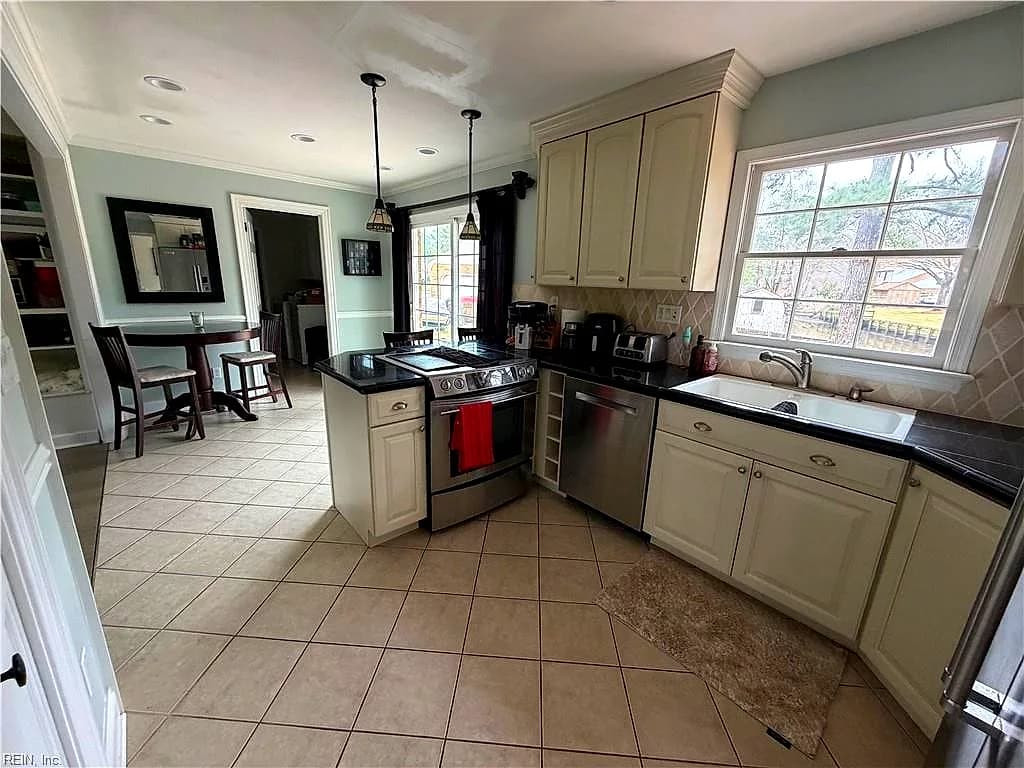 824 Heritage PT, CHESAPEAKE VA 23322 thumb 9