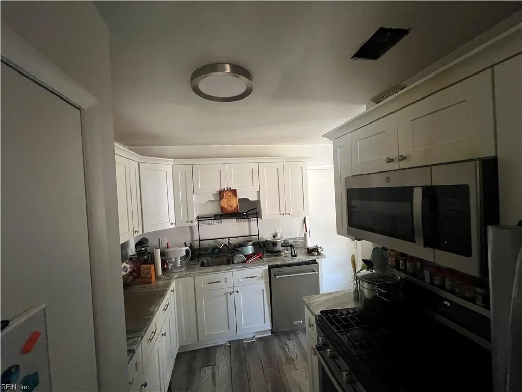 1103 Custis RD, SUFFOLK VA 23434 thumb 7