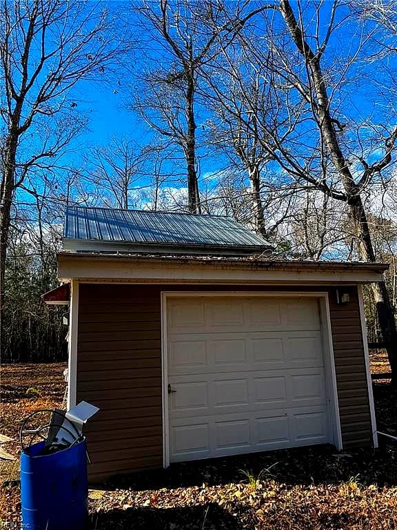 1832 Munden Point RD, VIRGINIA BEACH VA 23457 - Photo 4