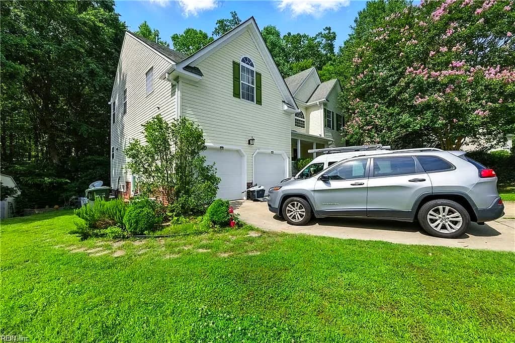 418 Rolling Hills DR, WILLIAMSBURG VA 23185 - Photo 3