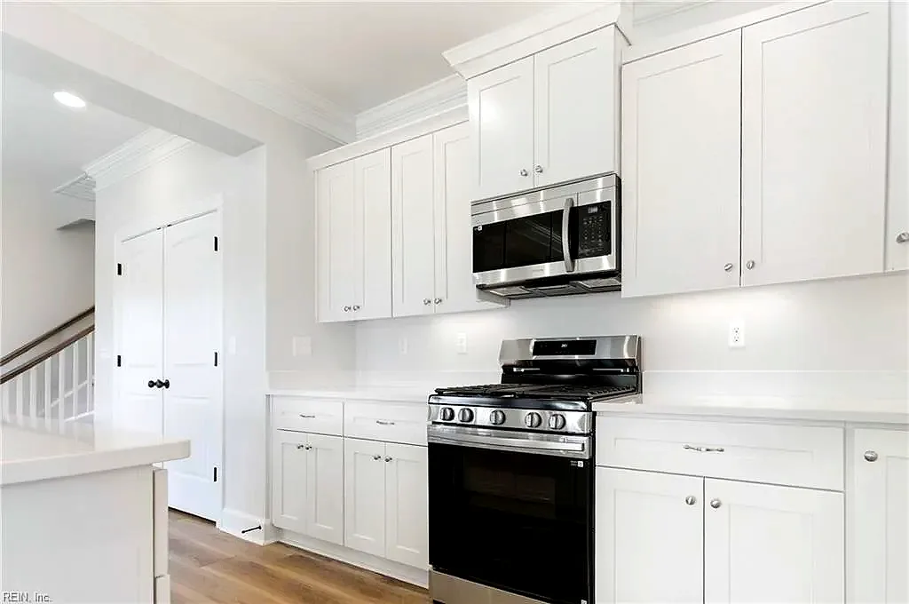 3019 PRETTY LAKE AVE, NORFOLK VA 23518 thumb 11