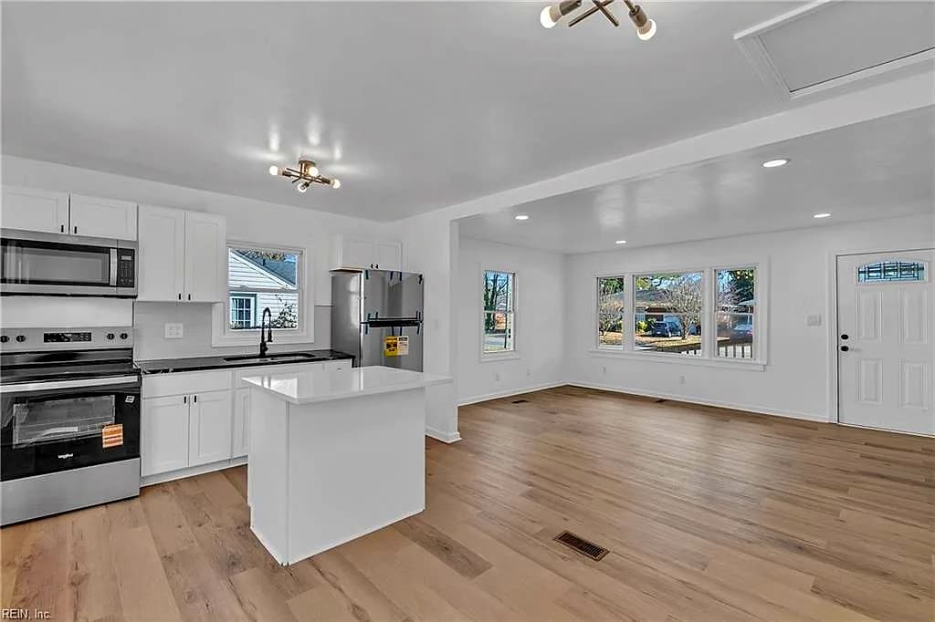 2200 Deep Creek BLVD, PORTSMOUTH VA 23704 - Main photo