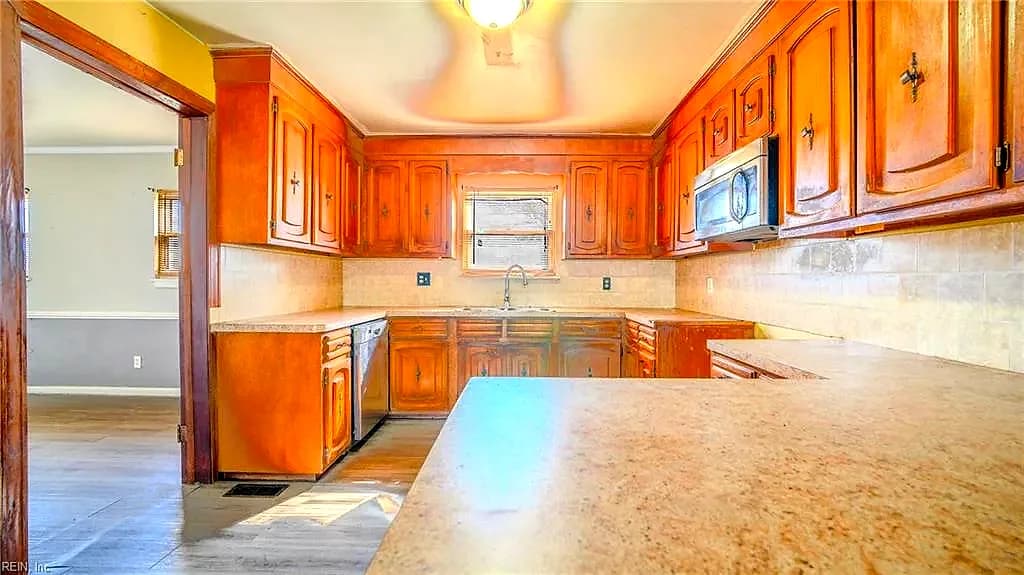 920 Sherry AVE, VIRGINIABEACH VA 23464 thumb 8