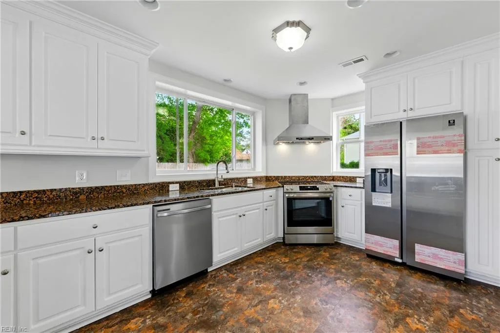 552 2nd AVE, SUFFOLK VA 23434 thumb 9