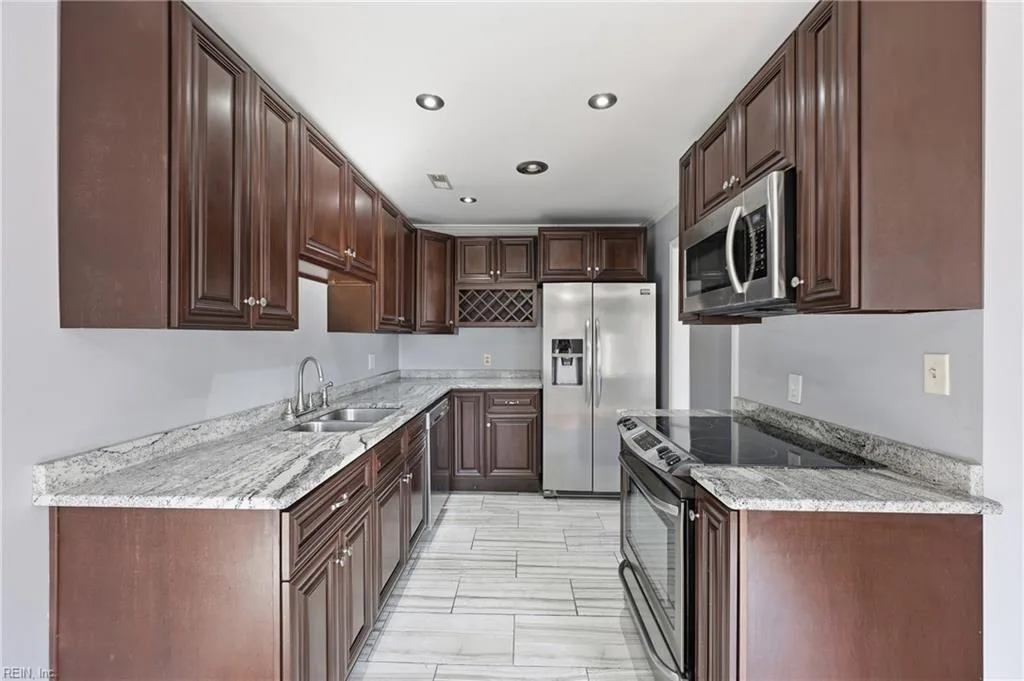 316 Worthington SQ, PORTSMOUTH VA 23704 thumb 11