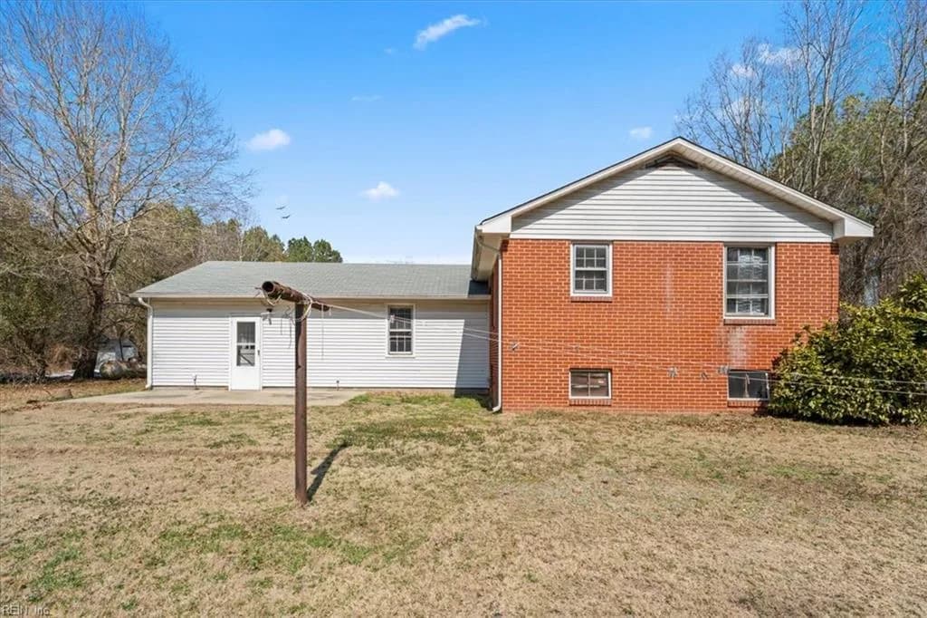 10401 Carriage RD, PROVIDENCEFORGE VA 23140 thumb 7