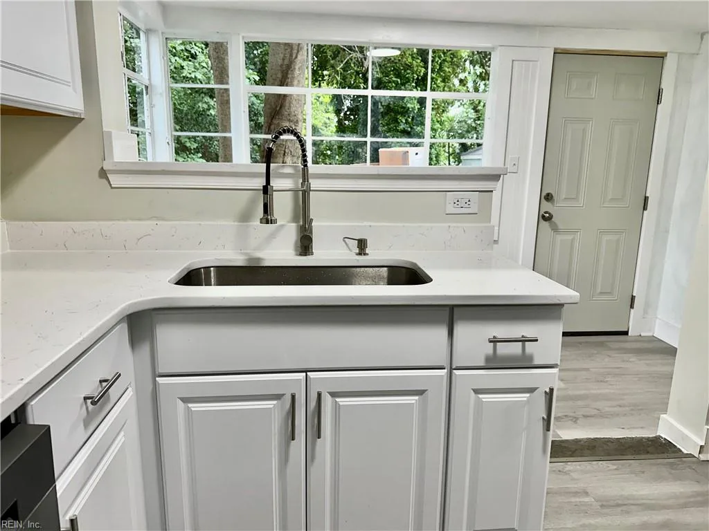 47 Pollux CIR W, PORTSMOUTH VA 23701 thumb 8