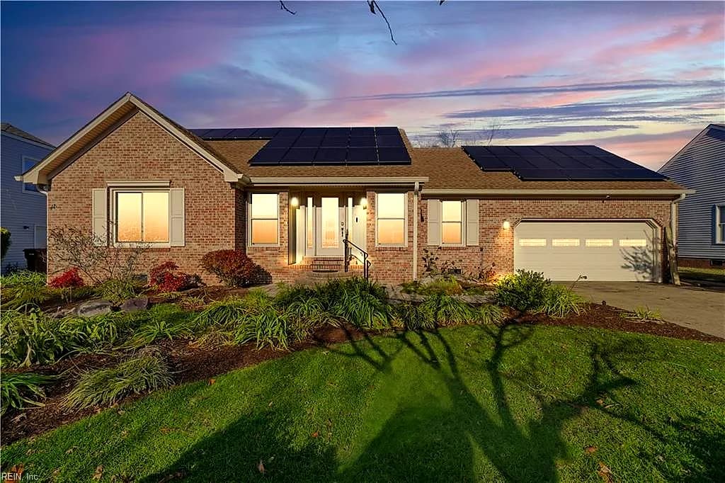 1302 Copper Stone CIR, CHESAPEAKE VA 23320 - Main photo