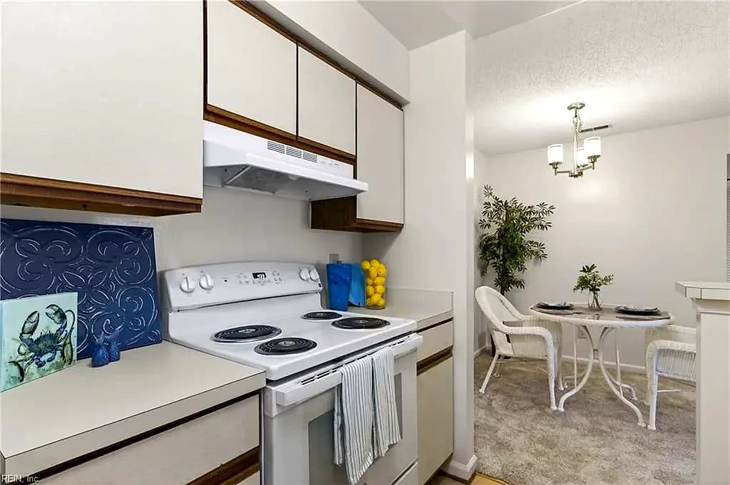 540 Pineland CIR #103, NEWPORTNEWS VA 23605 thumb 11