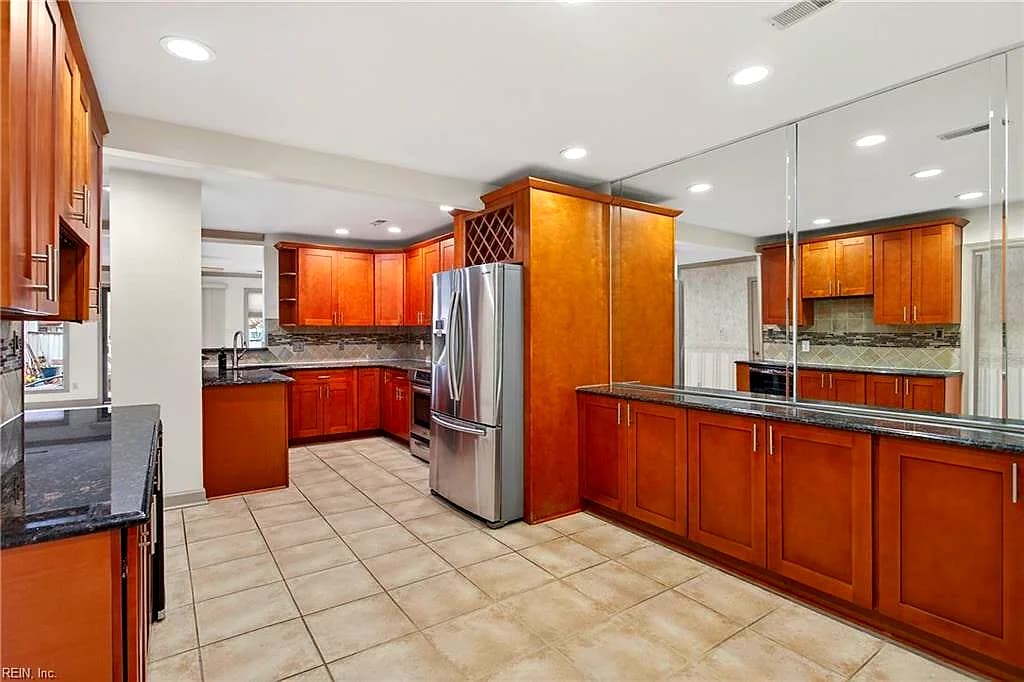 59 Sandie Point LN, PORTSMOUTH VA 23701 thumb 12