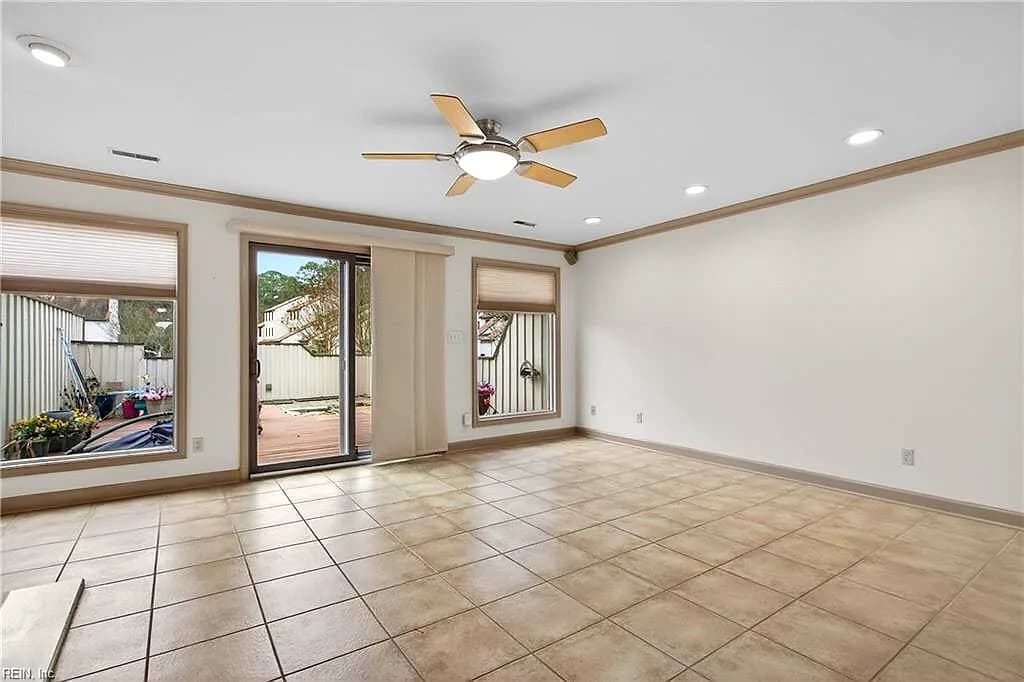 59 Sandie Point LN, PORTSMOUTH VA 23701 thumb 6