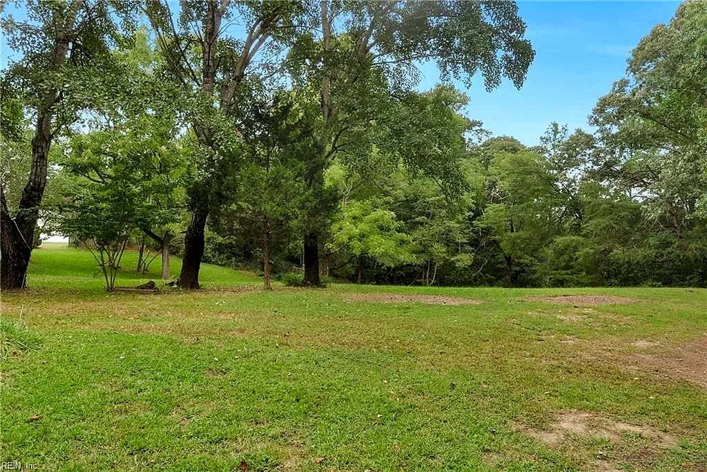 12915 General Puller HWY, HARTFIELD VA 23071 thumb 7