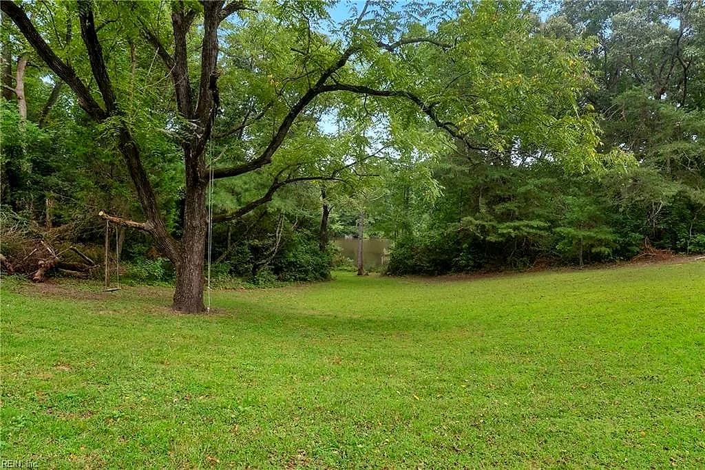 12915 General Puller HWY, HARTFIELD VA 23071 thumb 8