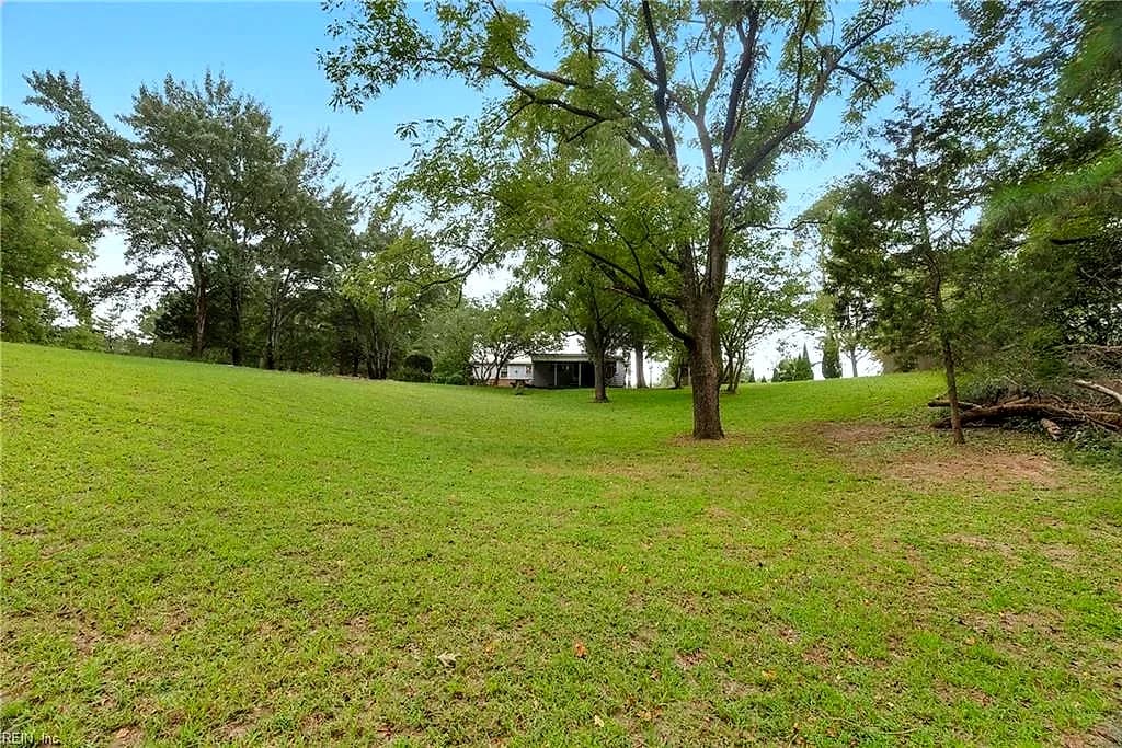 12915 General Puller HWY, HARTFIELD VA 23071 thumb 10