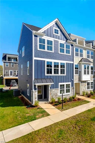 121 Bracewell LN, YORKTOWN VA 23692 thumb 3