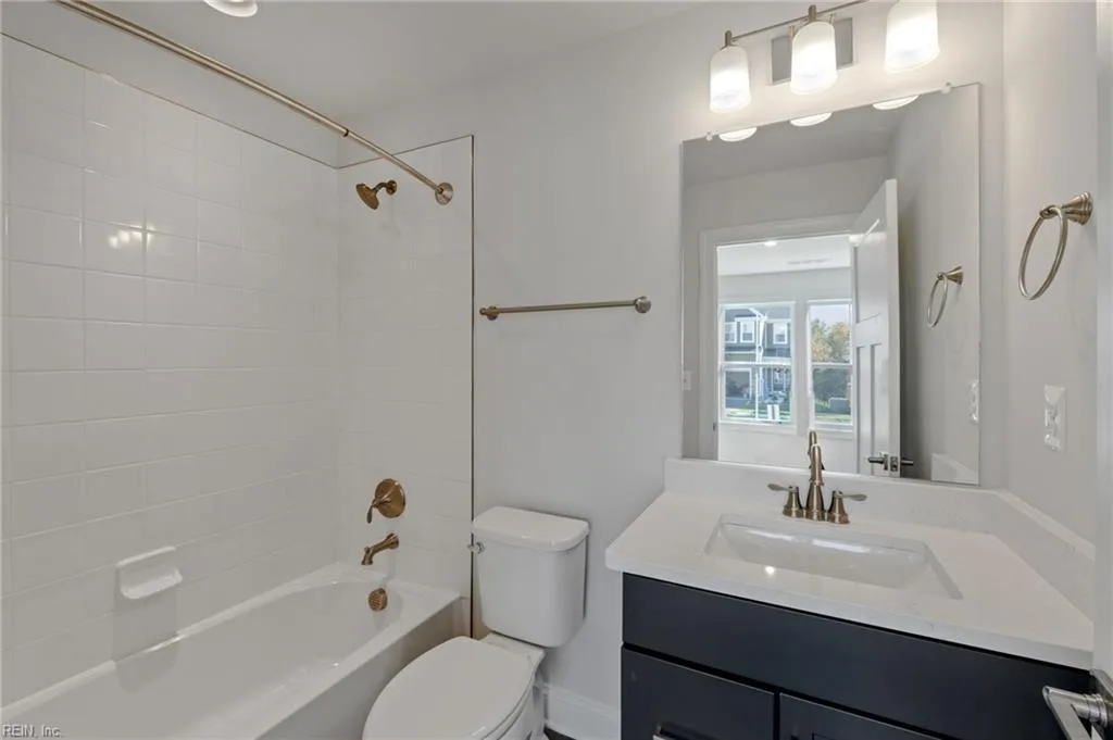 121 Bracewell LN, YORKTOWN VA 23692 thumb 10