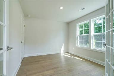 133 Bracewell LN, YORKTOWN VA 23692 thumb 11