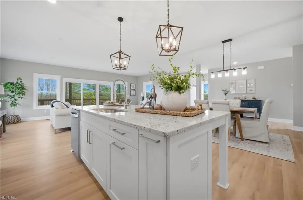 58 N Lawson RD, POQUOSON VA 23662 thumb 12