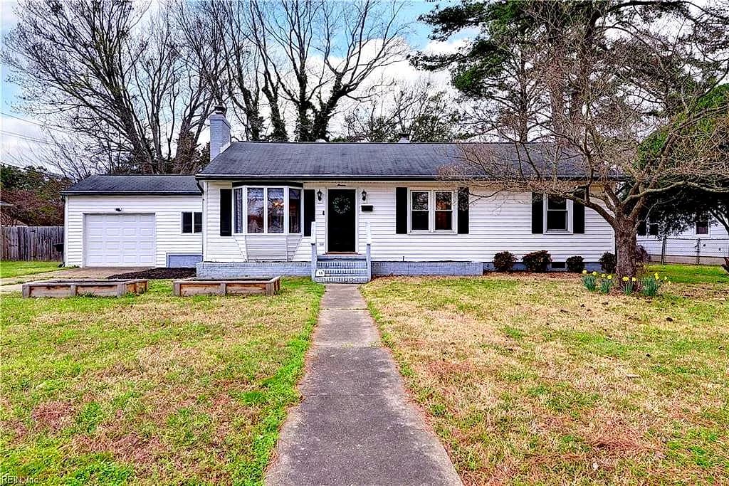 11 N Greenfield AVE, HAMPTON VA 23666 - Main photo