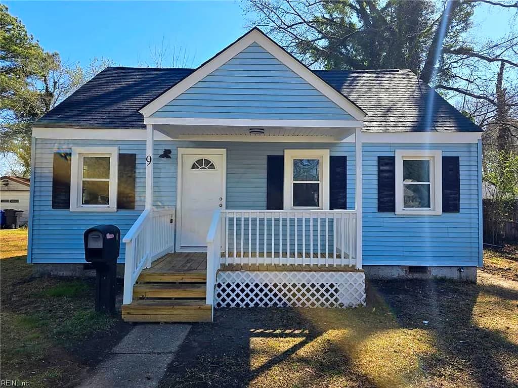9 Croatan TRL, PORTSMOUTH VA 23701 - Main photo