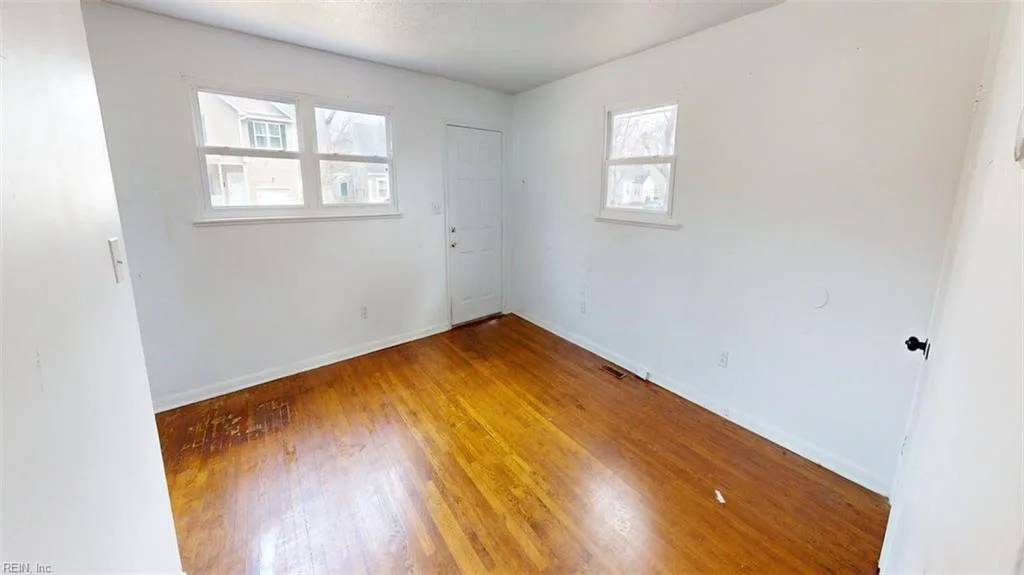 733 Fairland AVE, HAMPTON VA 23661 thumb 6