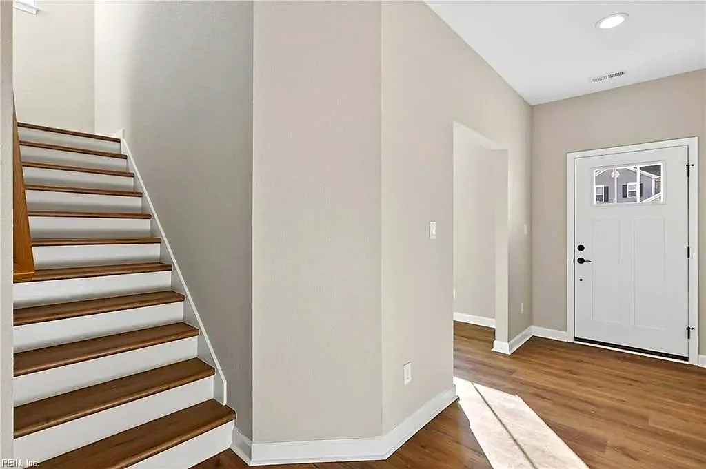 4406 Abercorn DR, SUFFOLK VA 23435 - Photo 4