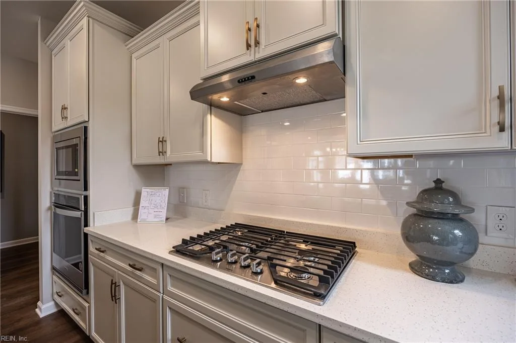 209 Oxford AVE #40-1, SMITHFIELD VA 23430 thumb 6