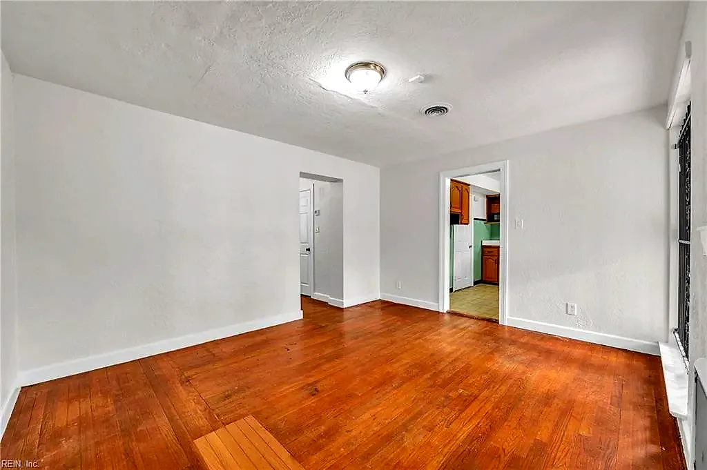 2738 Corprew AVE, NORFOLK VA 23504 thumb 12