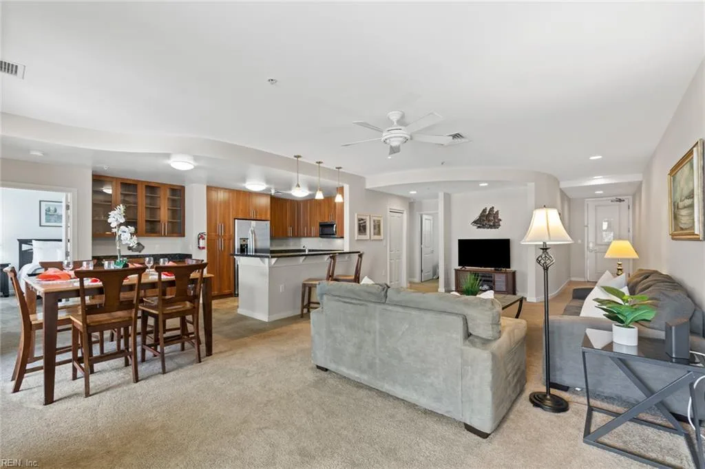 3738 Sandpiper RD #314B, VIRGINIA BEACH VA 23456 thumb 7