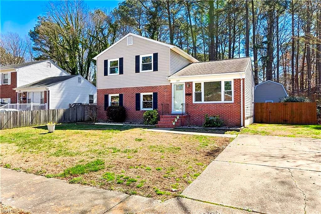 220 Chickamauga PK, HAMPTON VA 23669 - Main photo