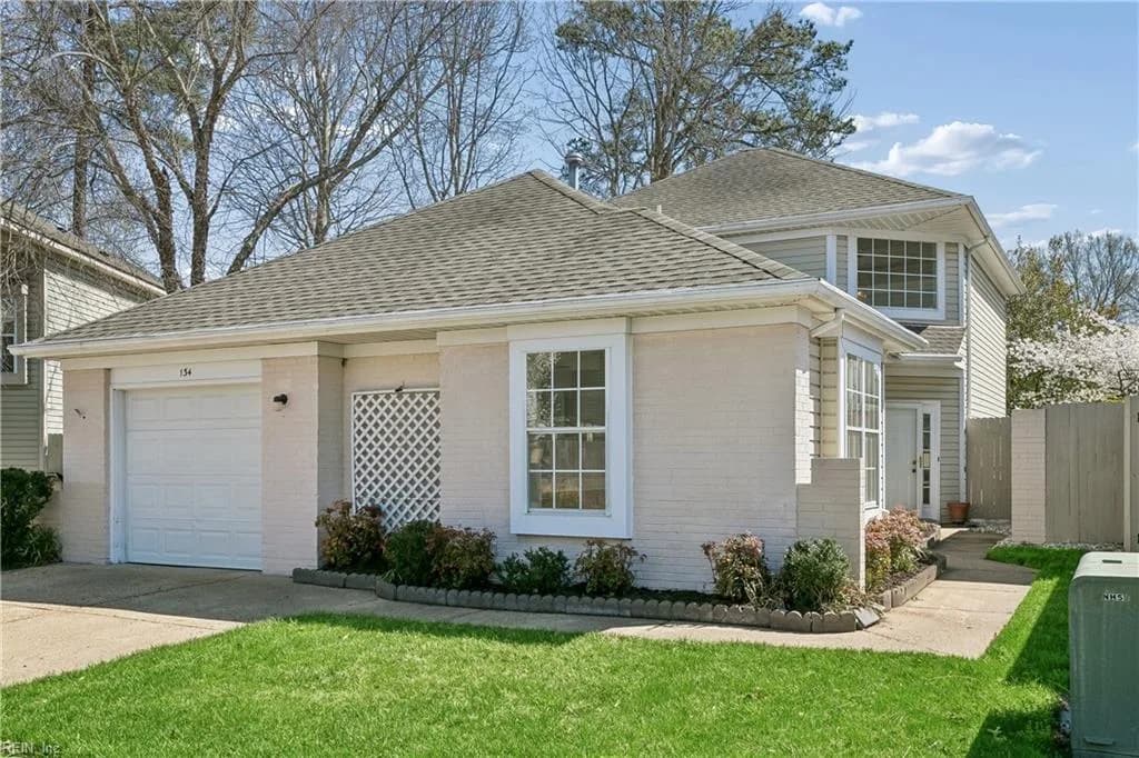 134 Sarazen CT, NEWPORT NEWS VA 23602 - Main photo