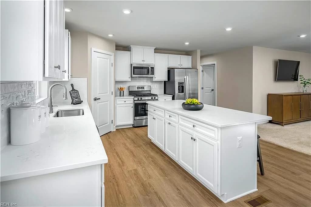 6423 Temple LN, TOANO VA 23168 thumb 7
