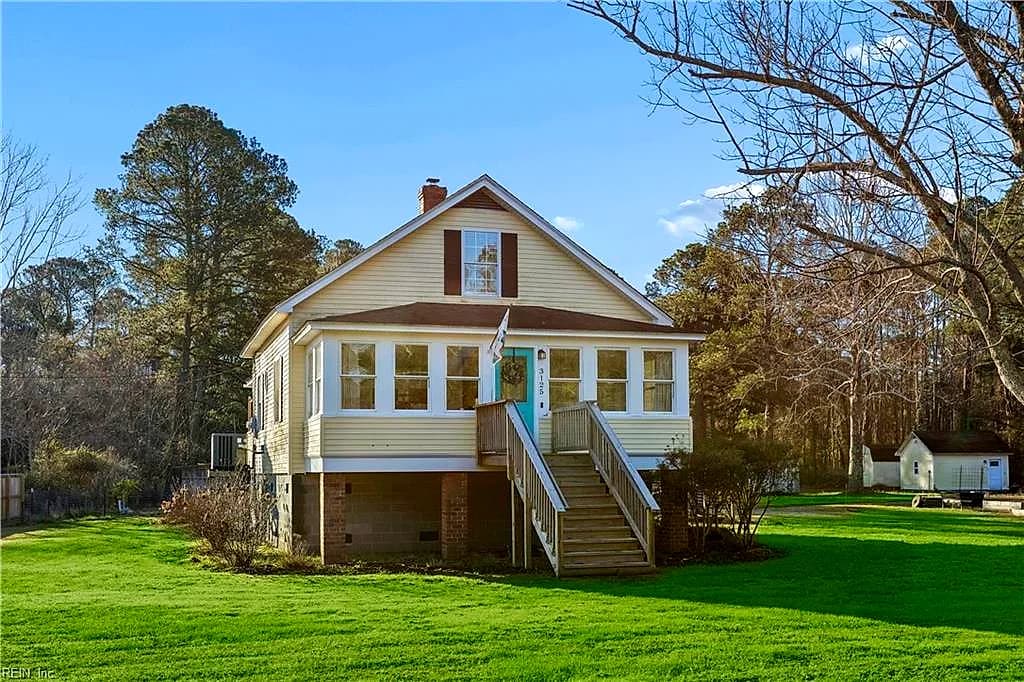 3125 Browns Bay RD, HAYES VA 23072 - Main photo