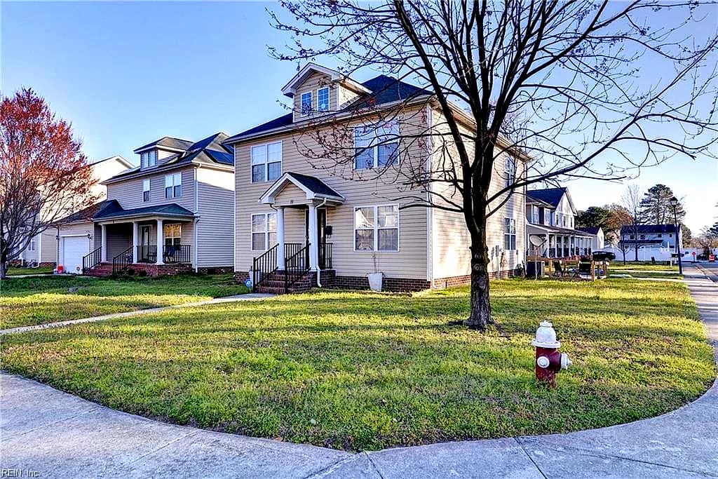 11 Sherazi DR, HAMPTON VA 23663 - Main photo