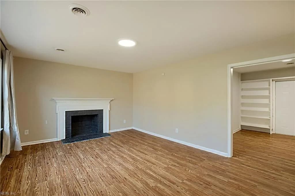 363 Paulette DR, NEWPORTNEWS VA 23608 thumb 6