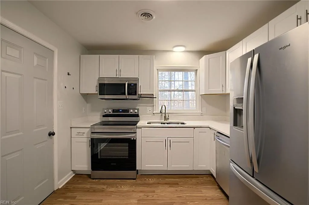 363 Paulette DR, NEWPORTNEWS VA 23608 thumb 9