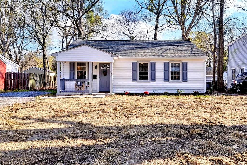 105 Glenwood RD, HAMPTON VA 23669 - Main photo