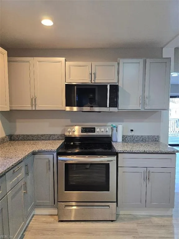 3761 Larkin ST, NORFOLK VA 23513 thumb 10