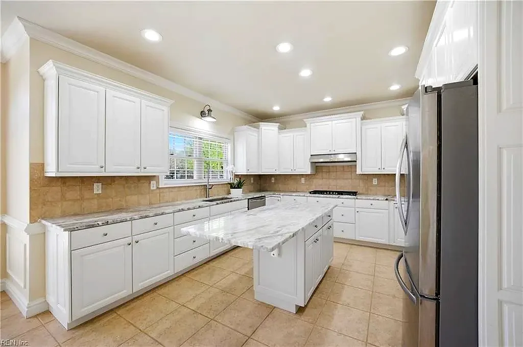 536 Thistley LN, CHESAPEAKE VA 23322 thumb 6