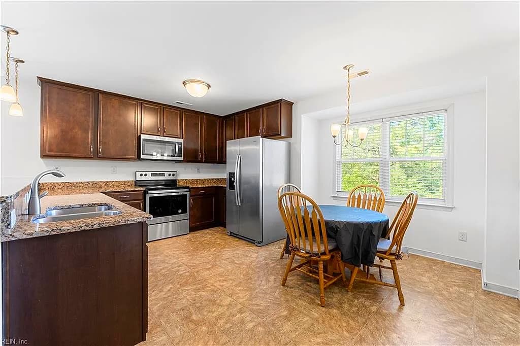 2116 Beaverdam RD, SPRING GROVE VA 23881 thumb 7