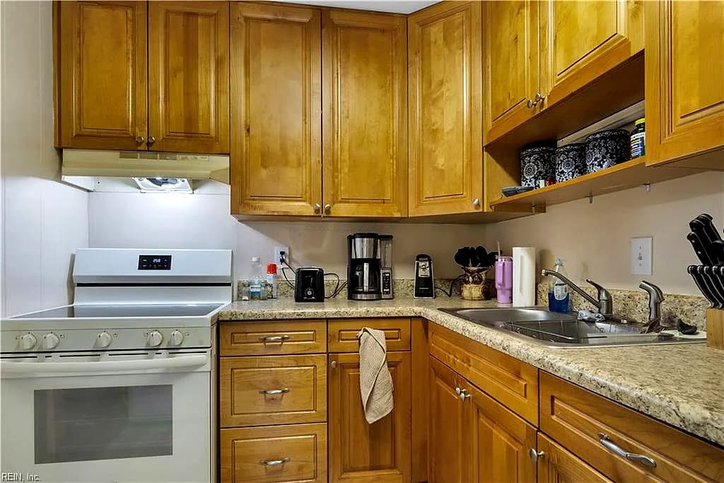 107 Fort Worth ST, HAMPTON VA 23669 thumb 6