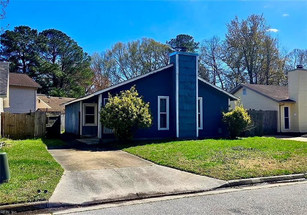 1114 Tall Oak DR, VIRGINIA BEACH VA 23462 - Main photo
