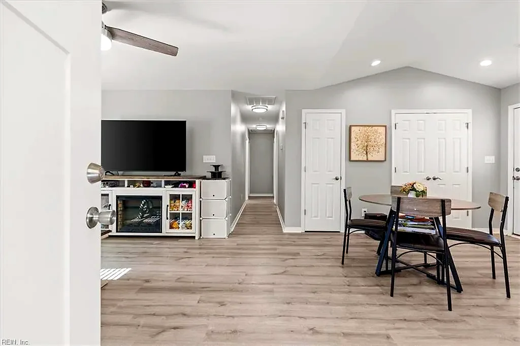 600 Highland AVE, HOPEWELL VA 23860 thumb 6