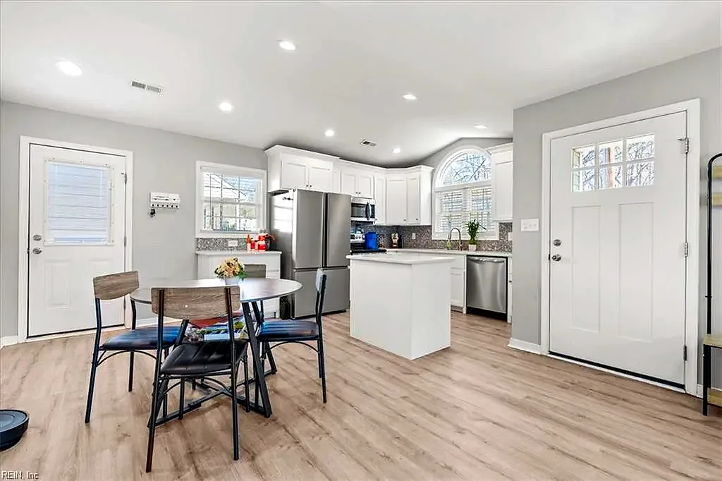 600 Highland AVE, HOPEWELL VA 23860 thumb 7
