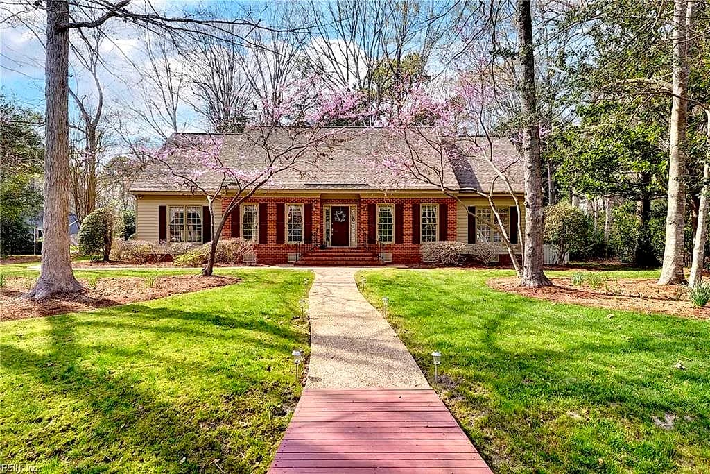 111 Swinley FRST, WILLIAMSBURG VA 23188 - Main photo