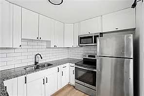 3900 Pleasant AVE, NORFOLK VA 23518 - Main photo
