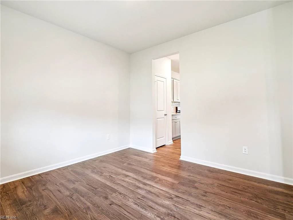 115 Gallop WAY, YORKTOWN VA 23690 - Photo 4