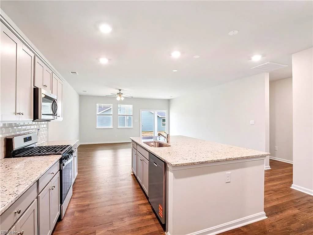 115 Gallop WAY, YORKTOWN VA 23690 thumb 8