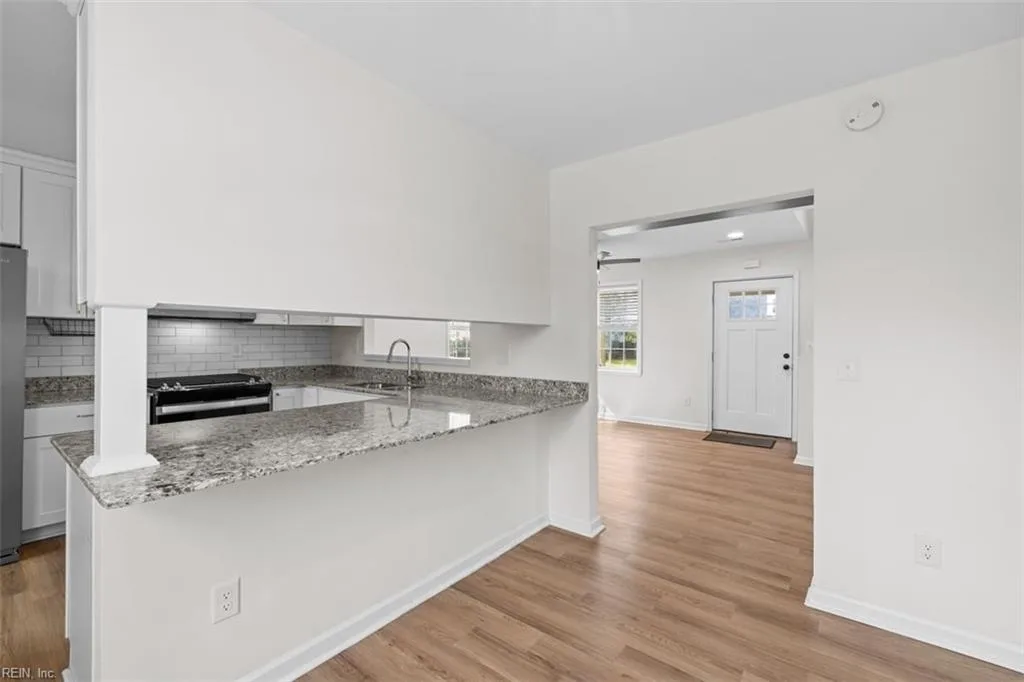 606 Delaware AVE, HAMPTON VA 23661 thumb 8